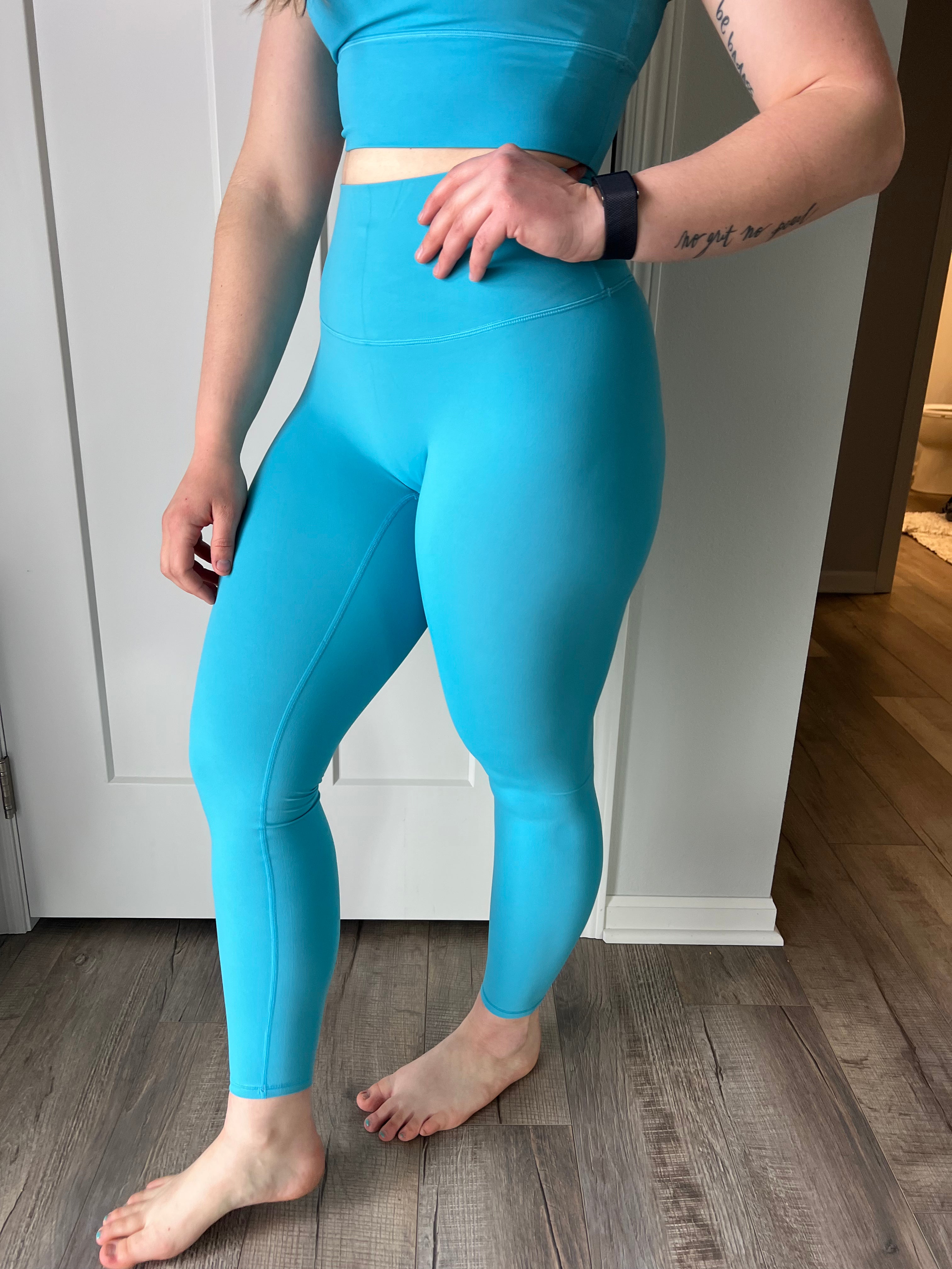 The Betsy Leggings (LARGE & XL)